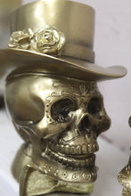 Load image into Gallery viewer, Gold Man Top Hat Skull Head - 13cm