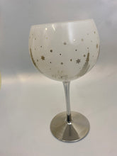 Load image into Gallery viewer, Silver and White Winter Wonderland Gin Glass