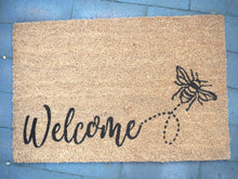 Load image into Gallery viewer, Welcome Bee Doormat